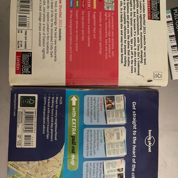 Travel Guide Book Set - Picture 2 of 2